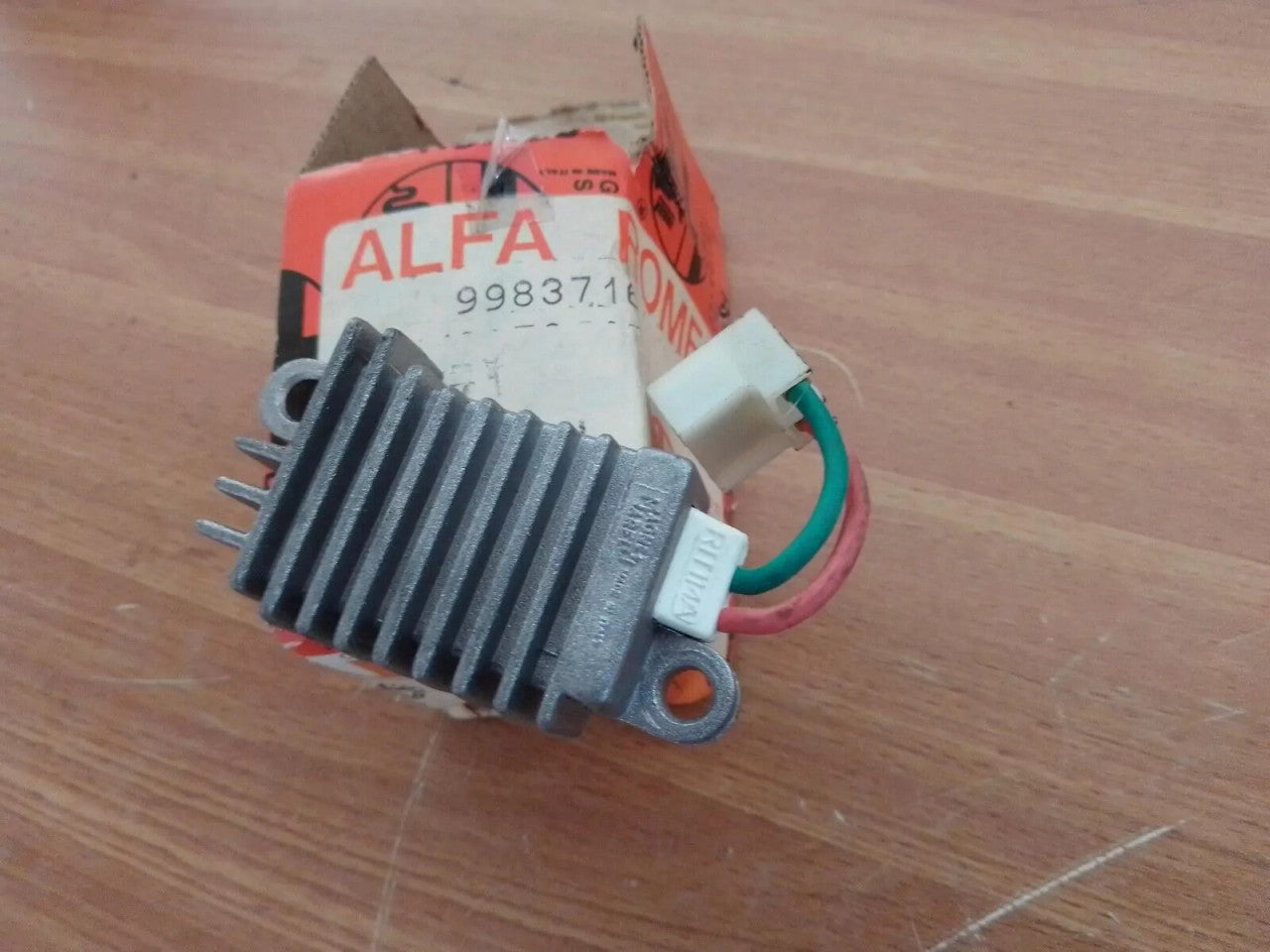 Voltage Regulator fits Alfa Romeo 33 75 Spider 9983716 Genuine View Front