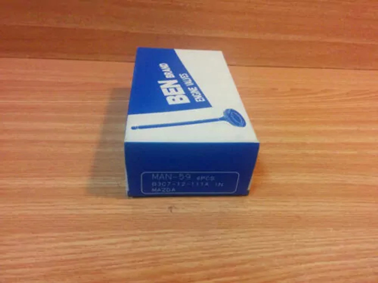 4x Intake Valves Inlet fits Mazda 1300 121 818 B3 Engine B3C7-12-111 View Front