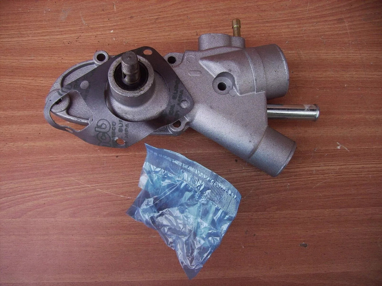 Water Pump fits Peugeot 504 505 XD88 XD90 Diesel E20 F20 551D Ford Granada GU BPA065 View Rear