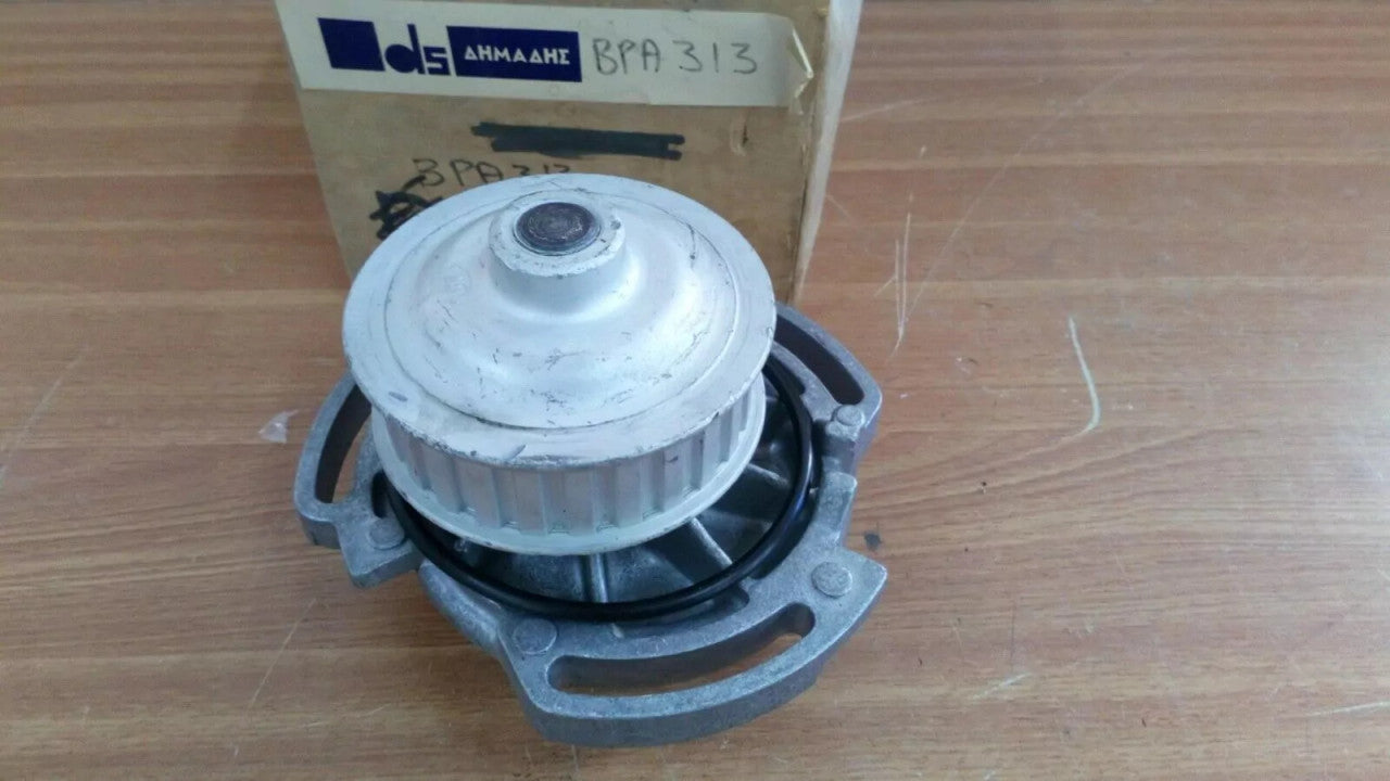 Water Pump fits Audi 50 80 Volkswagen Golf 1 2 Jetta Polo Santana Scirocco BPA313 View Front