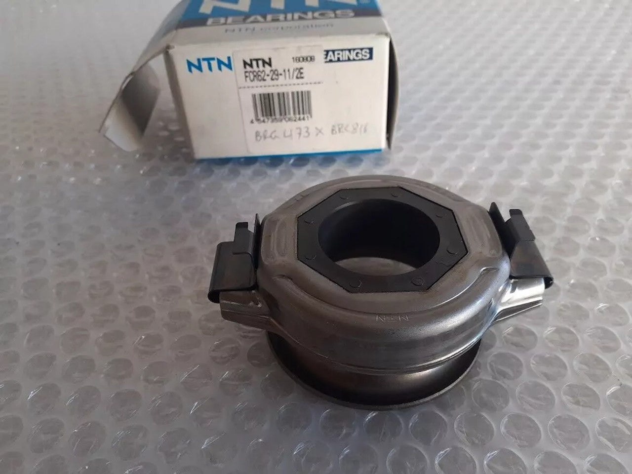 Clutch Release Bearing fits Nissan Maxima Cefiro VQ20DE Pickup Navara D21 D22 BRG816 View Front