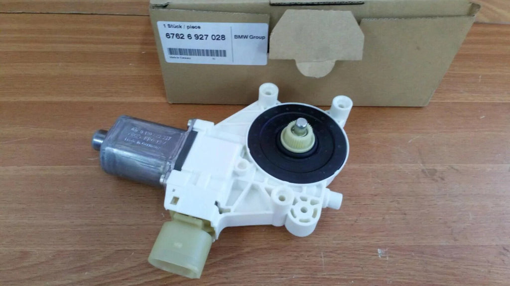 Window Motor Front Right fits BMW 1 E87 3 E90 E91 X1 E84 67626927028 Genuine BW-67-62-6-927-028 View Rear