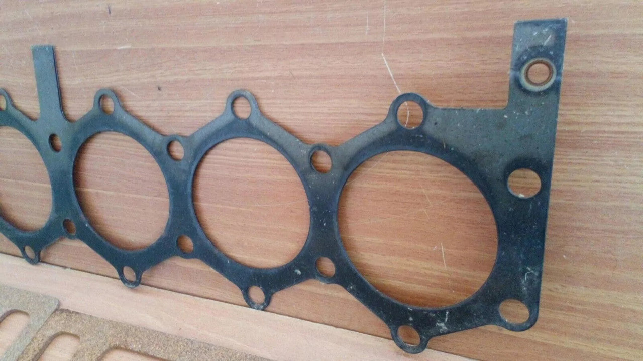 Cylinder Head Set Gaskets Set kit fits Bedford 381 466 CG620 View Rear