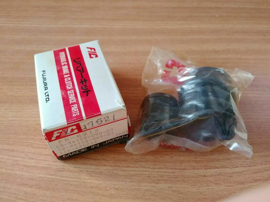 Clutch Slave Cylinder Kit fits Isuzu ELF NHR54 NHR55 NKR55 NKR57 1 1/16 26.99mm CK47521 View Front