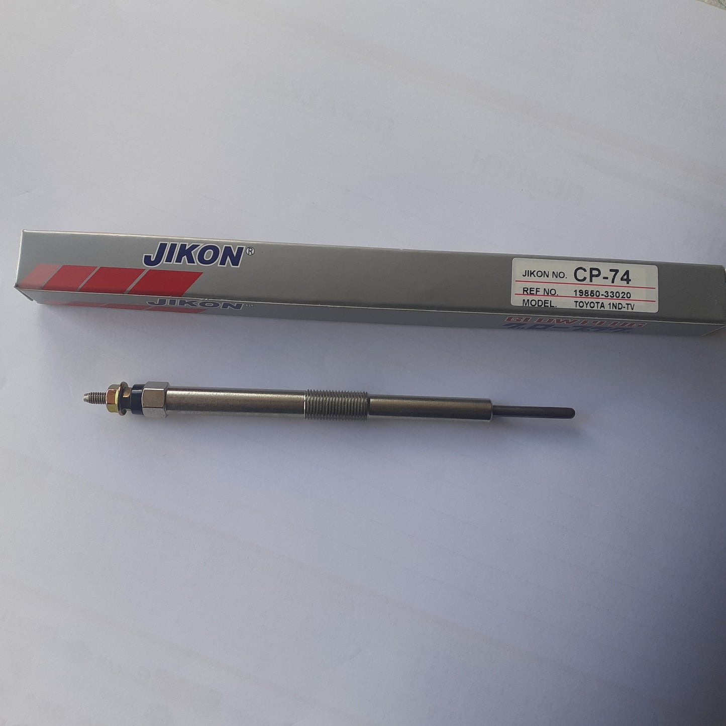 4x Glow Plugs fits Toyota 1NDTV 11 Volts 19850-33020 View Front