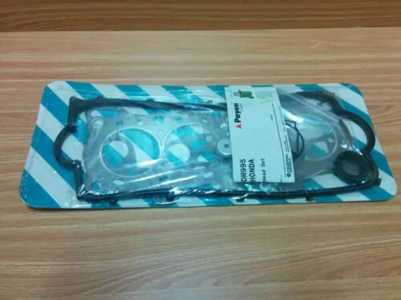 Head Set Gasket Kit fits Honda Civic EV2 EW2 ZA2 Acura Integra D15A1 Rover 213 DM995 View Front