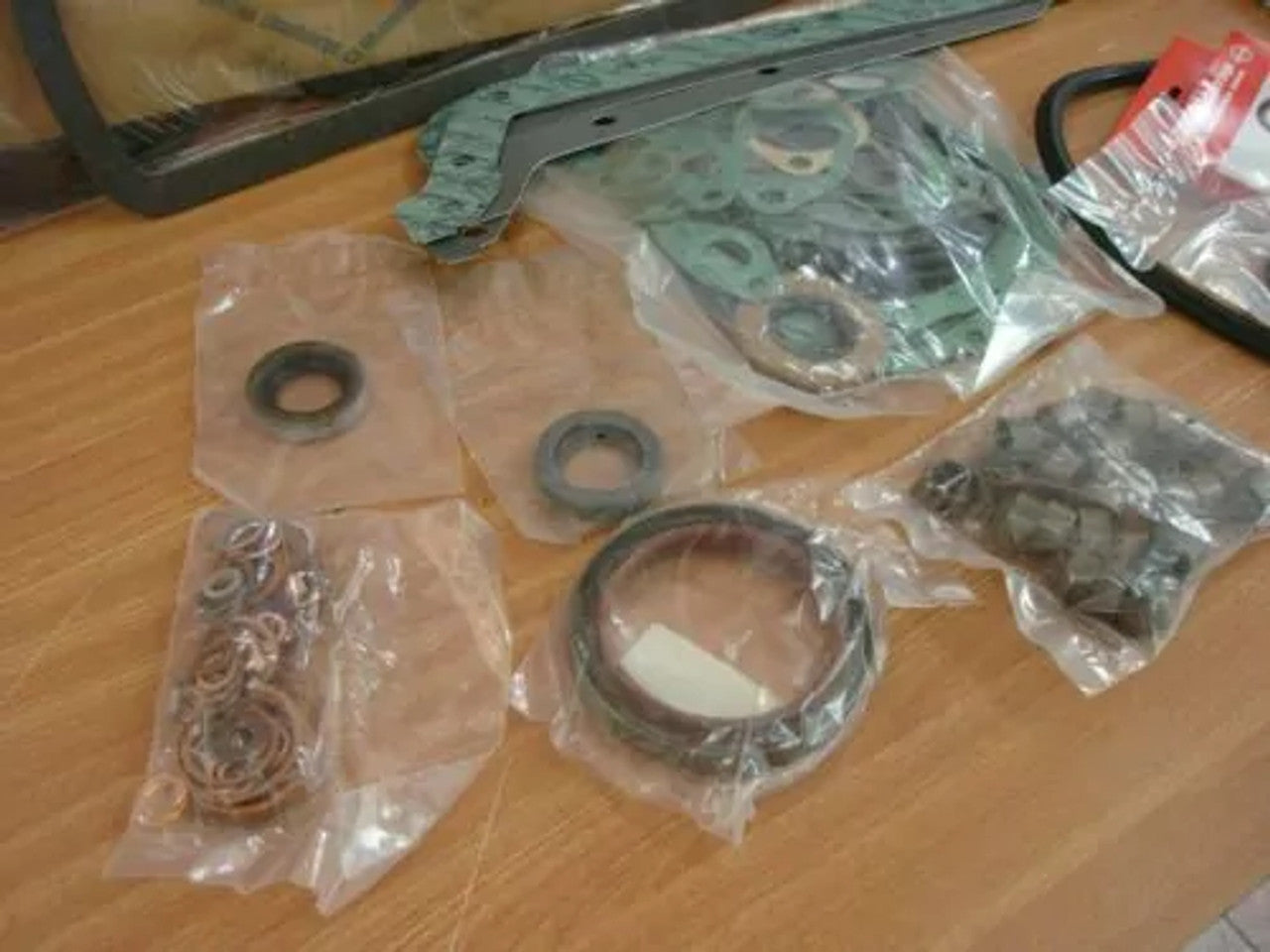 Full Set Gaskets kit fits Mercedes OM 355 910 918 960 964 966 967 972 976 978 98 E-012-769 View Rear