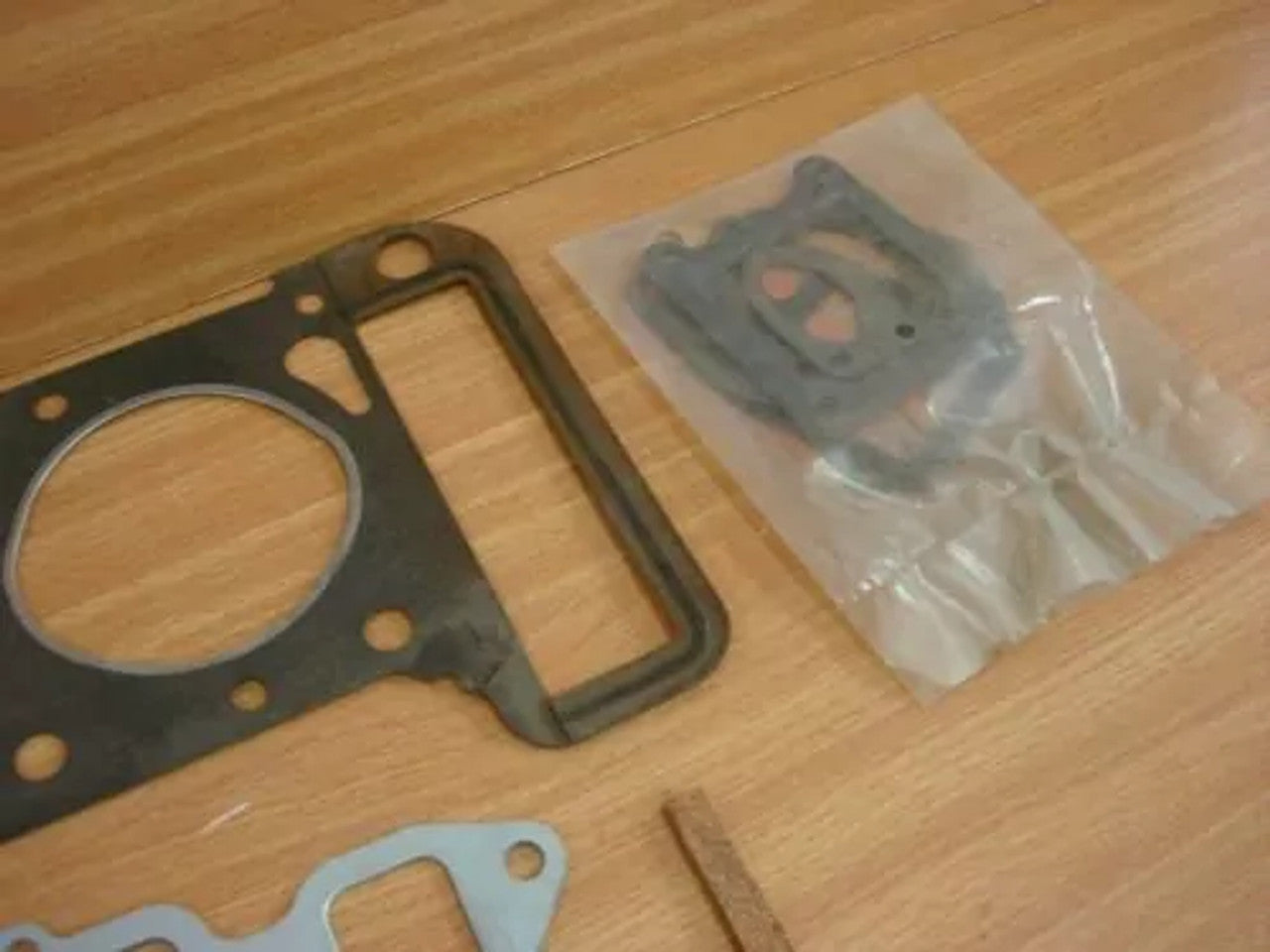 Head Set Gasket kit fits Opel Manta A Ascona A Voyage 1.6 E-016-152 View Right