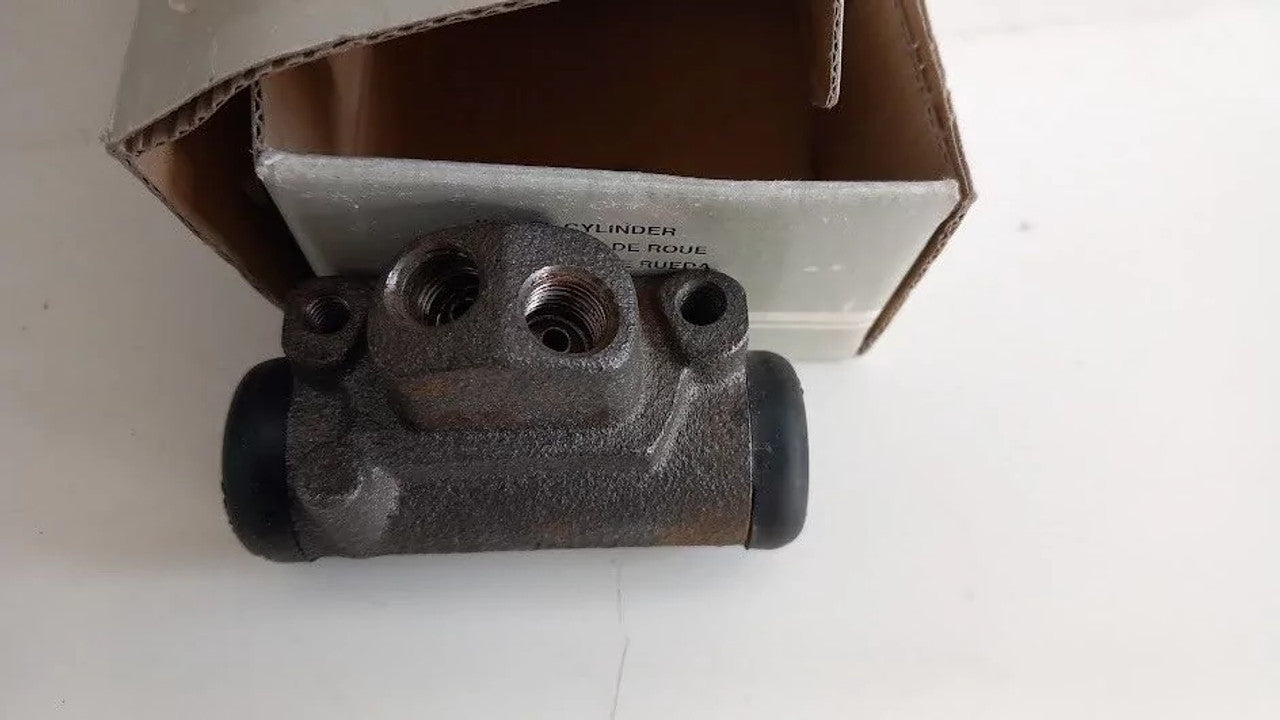 Brake Wheel Cylinder Rear Right fits Mazda Bongo E2000 E2200 3/4 1984- FW3078 View Front