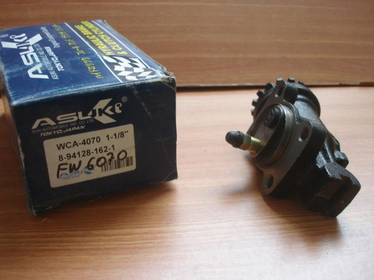 Brake Wheel Cylinder Front Right fits Isuzu ELF250 TLD KT TLDG52 Journey 1 1/8 FW6070 View Right