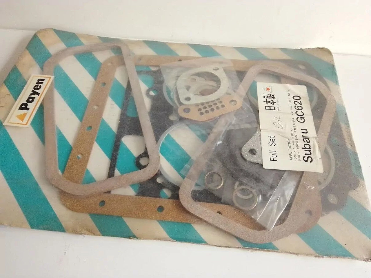 Full Set Gasket kit fits Subaru A15 A44 1300 1267cc EA62 engine GC620 View Front