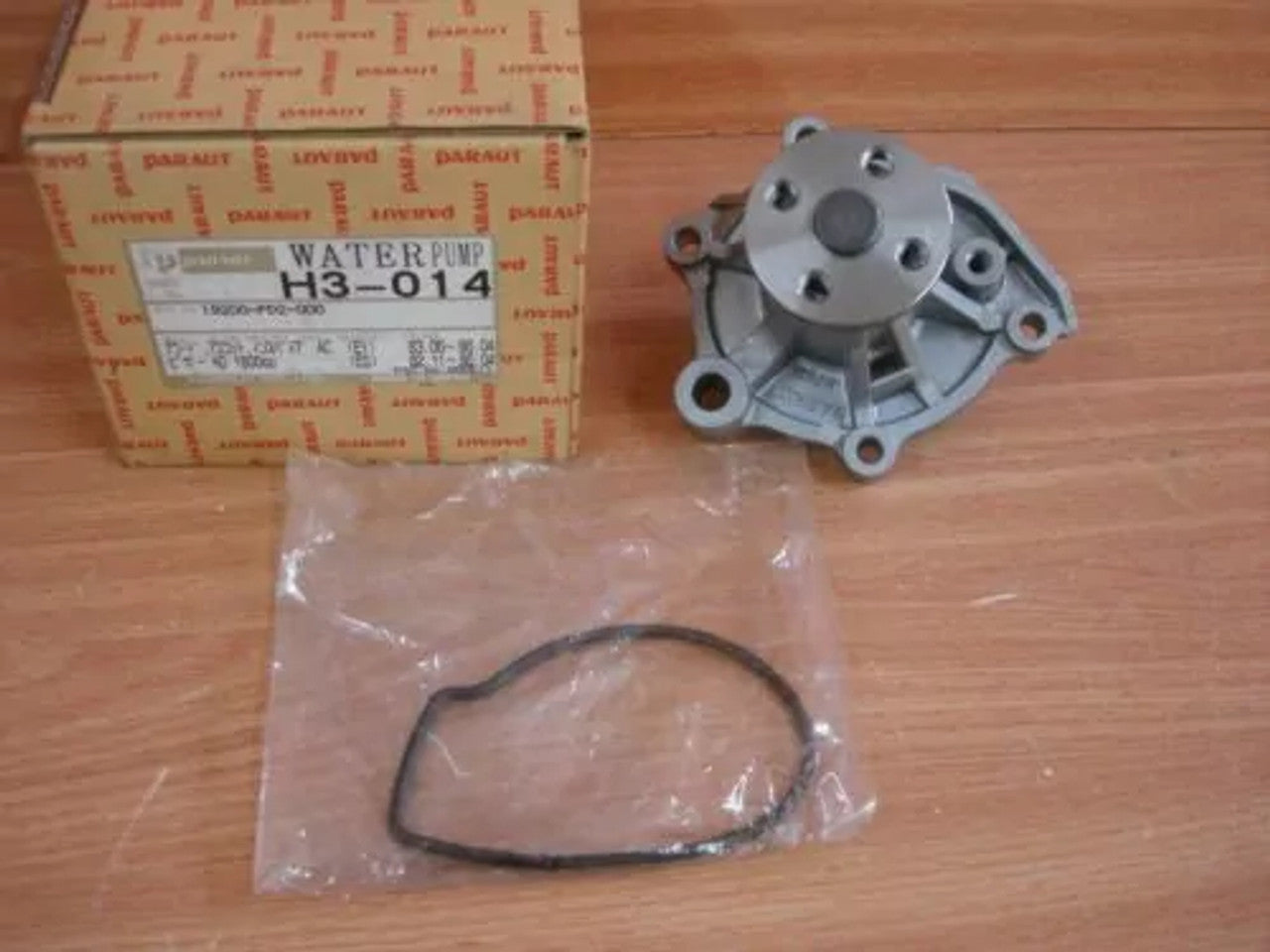 Water Pump fits Honda Accord AAC AAD Prelude AAB ET1 ET2 ET3 ET4 EZ engines H3-014 View Front