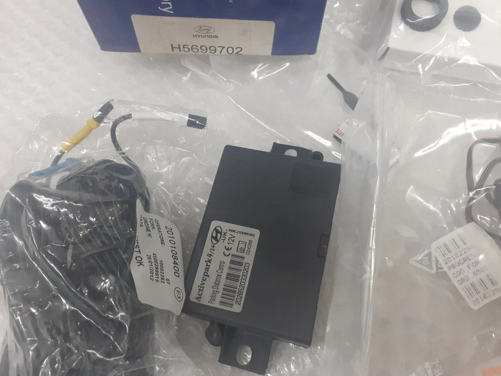 H5699702 View Rear
