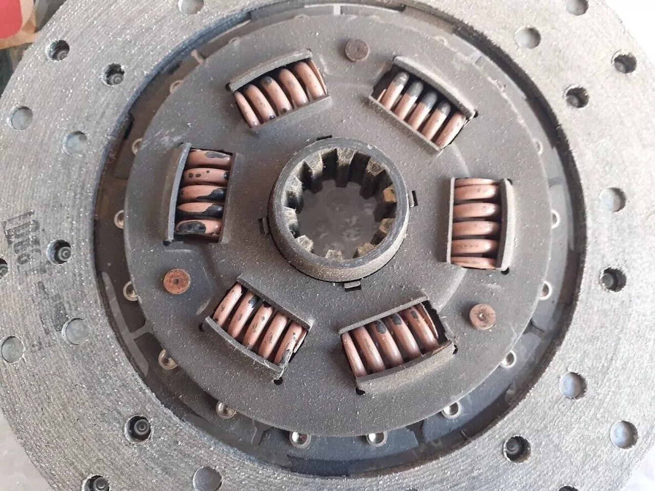 Clutch Disc fits Alvis Austin Rover Daimler Leyland Morgan Renault Talbot 229mm HB1359 View Right