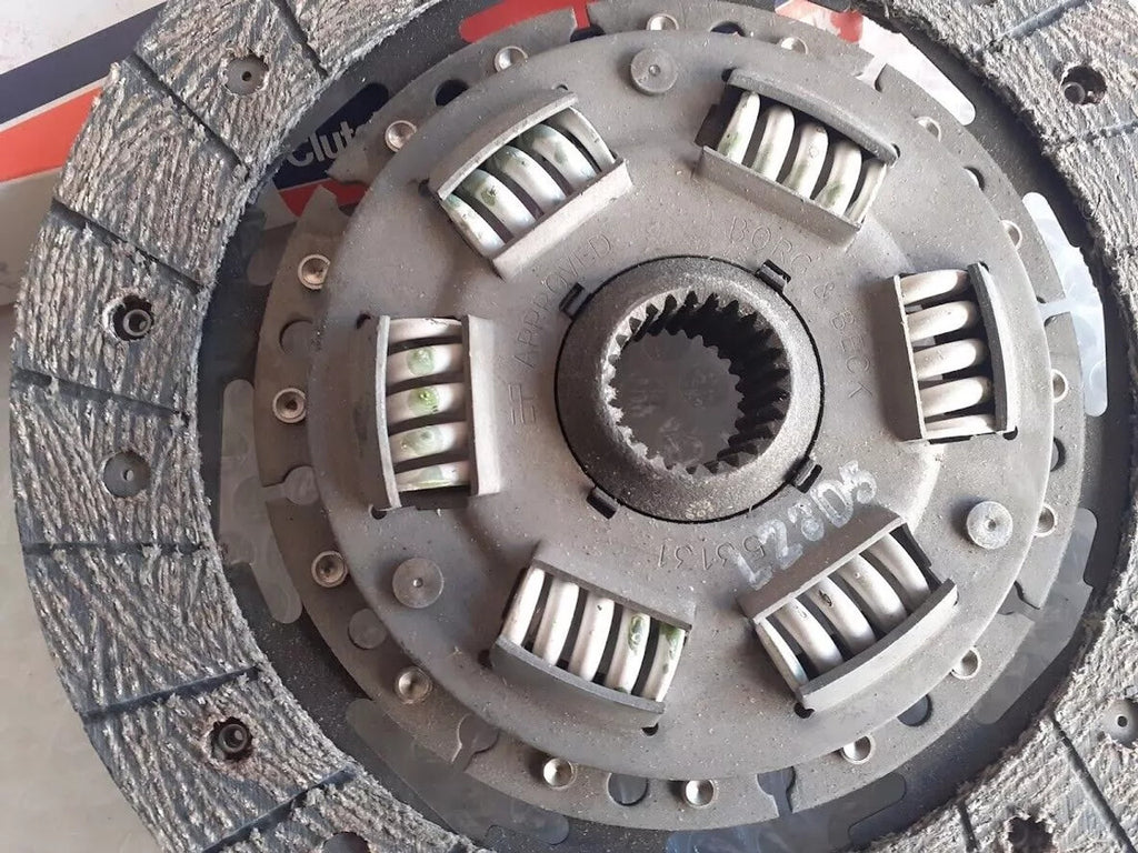 Clutch Disc Plate fits Talbot Sunbeam New Alpine Renault PA PB Van PB2000 PB2500 HB1510 View Rear