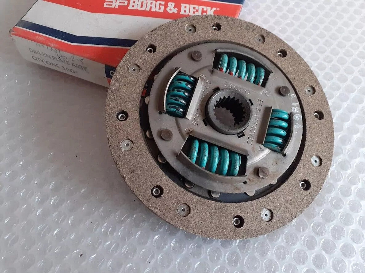 Clutch Disc Plate fits Austin Marina 1.3 1971-1972 165mm 20 teeth HB1661 View Front