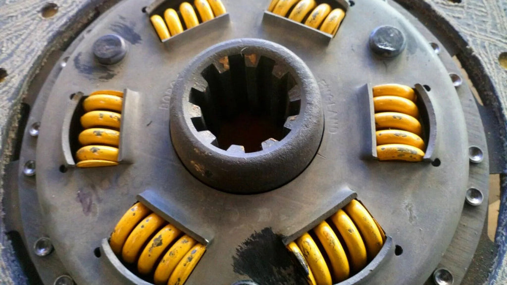 Clutch Disc fits Dennis OM Shelvoke UNIC Mogort 356mm HB3469 View Rear
