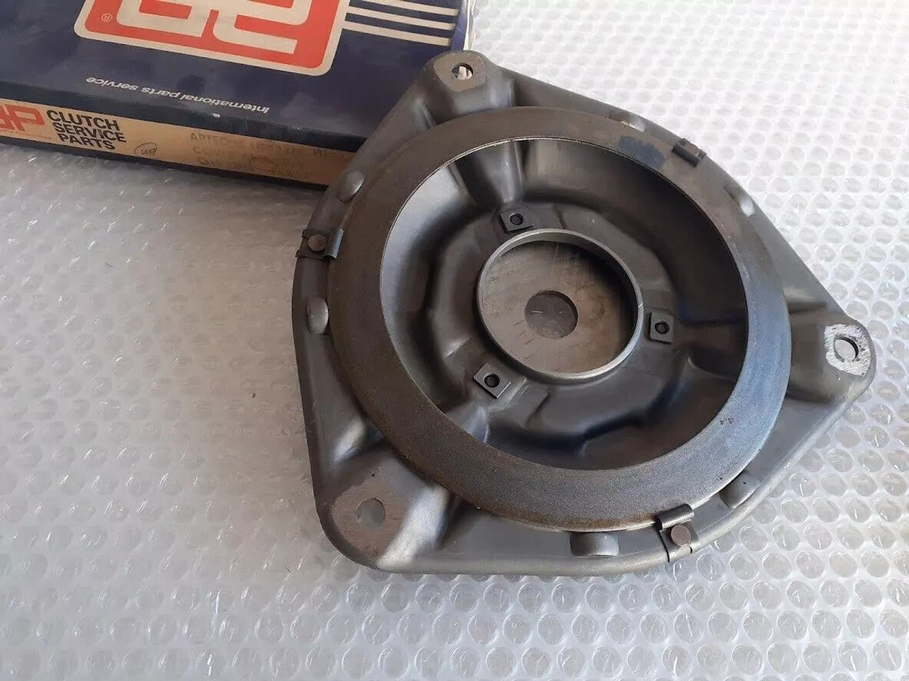 Clutch Pressure Plate fits Austin Rover Allegro Maxi 1750 Innocenti Regent 1500 HE2840 View Front