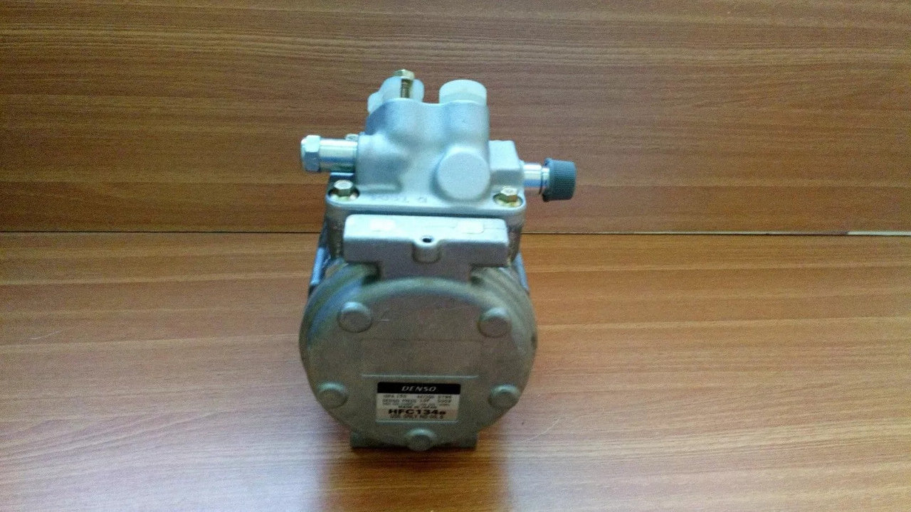 A/C Compressor fits Toyota Hilux 4Runner RN101 RN106 RN110 RN80 RN85 RN90 J-88320-35530 View Left