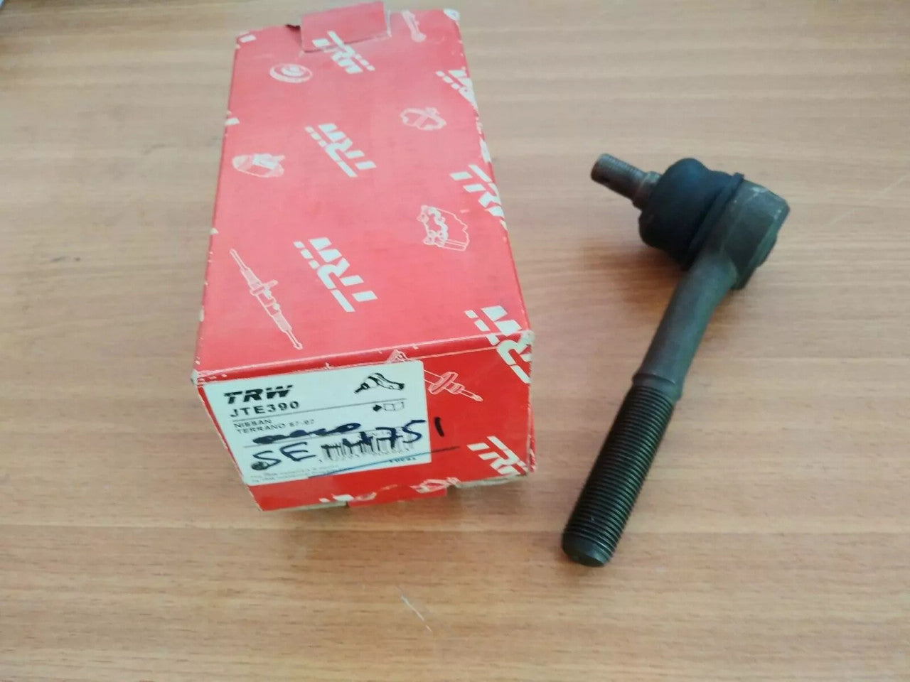 Steering Tie Rod End Left or Right fits Nissan Pickup D21 Terrano R20 JTE390 View Rear