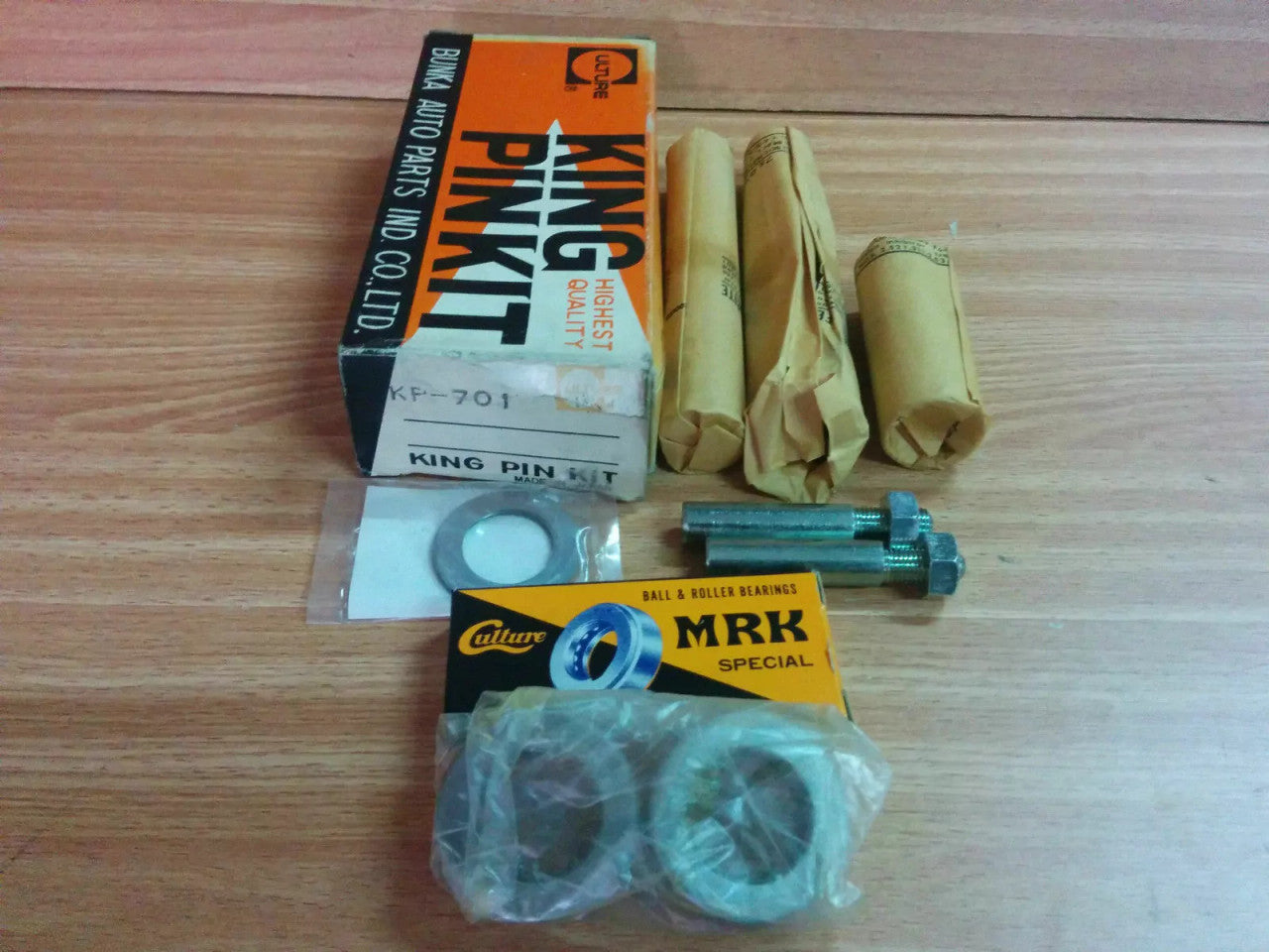 Axle King Pin Kit fits Daihatsu Hiline Pickup 1500 25x150 KP-701 View Front