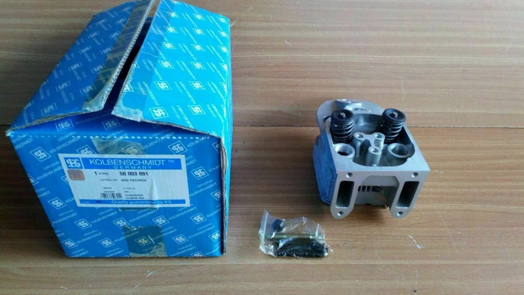 Cylinder Head with Valves fits Deutz Tractor KHD FL912 FL913 BFL913 FL912 FL913 KS-50-003-091 View Right