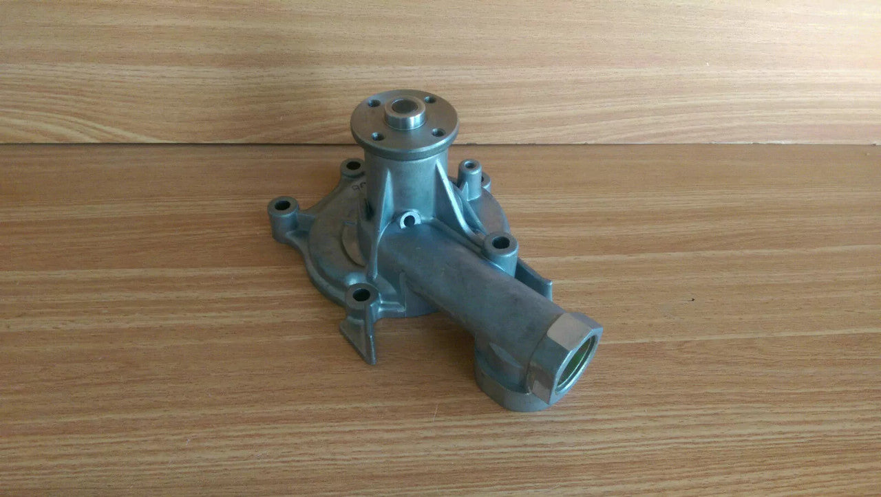 Water Pump fits Mitsubishi Galant Colt Lancer Mirage Space Wagon Eterna Chariot M-31 View Rear