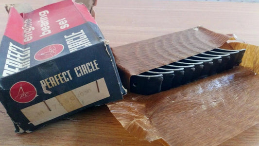 Main Bearings Crankshaft Set fits Rover P6 engine 1978cc 2205cc Oversize +040 M0766G/40 View Front