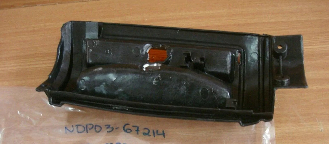 Turn Signal Front Right fits Mitsubishi L200 Triton Strada K11T K14T K24T K34T MB527089 View Rear