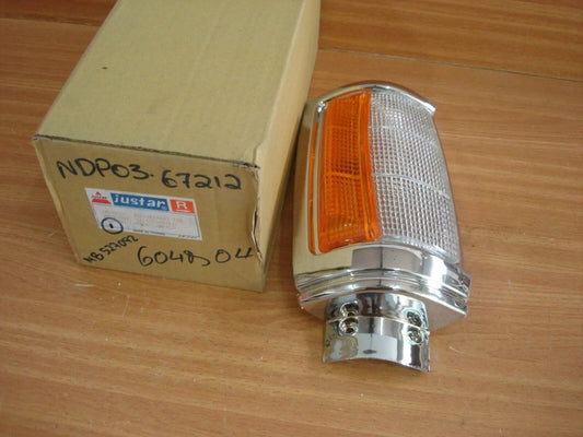 Turn Signal Front Right fits Mitsubishi L200 Sportero Triton Strada Chrome MB527092 View Front