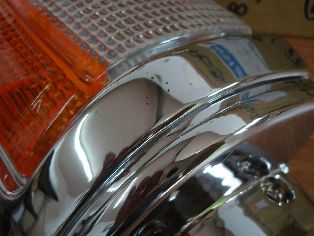 Turn Signal Front Right fits Mitsubishi L200 Sportero Triton Strada Chrome MB527092 View Right