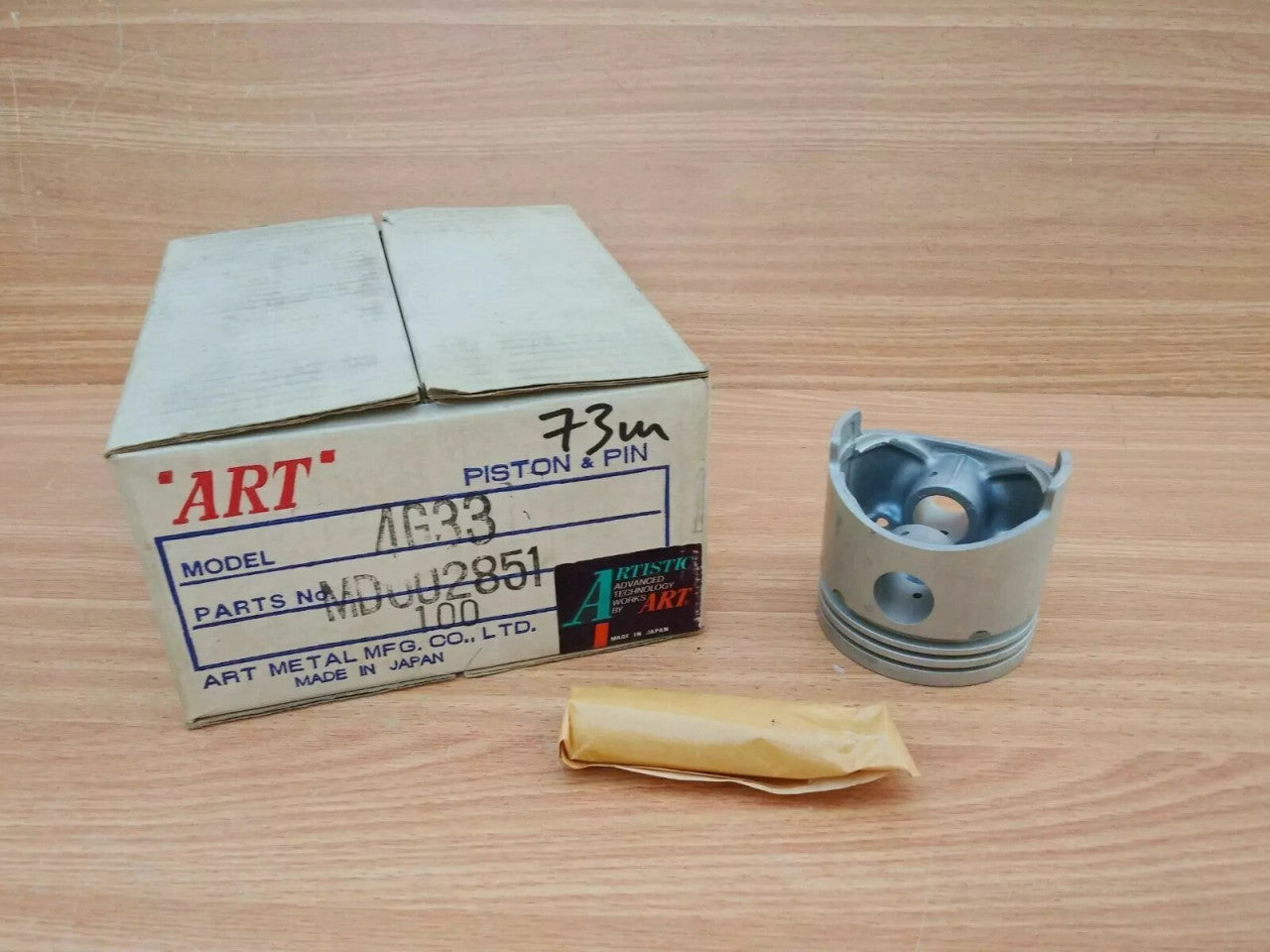 4x Pistons fits Mitsubishi Lancer Colt 4G33 73mm Oversize 74.00mm MD002851/100 View Front