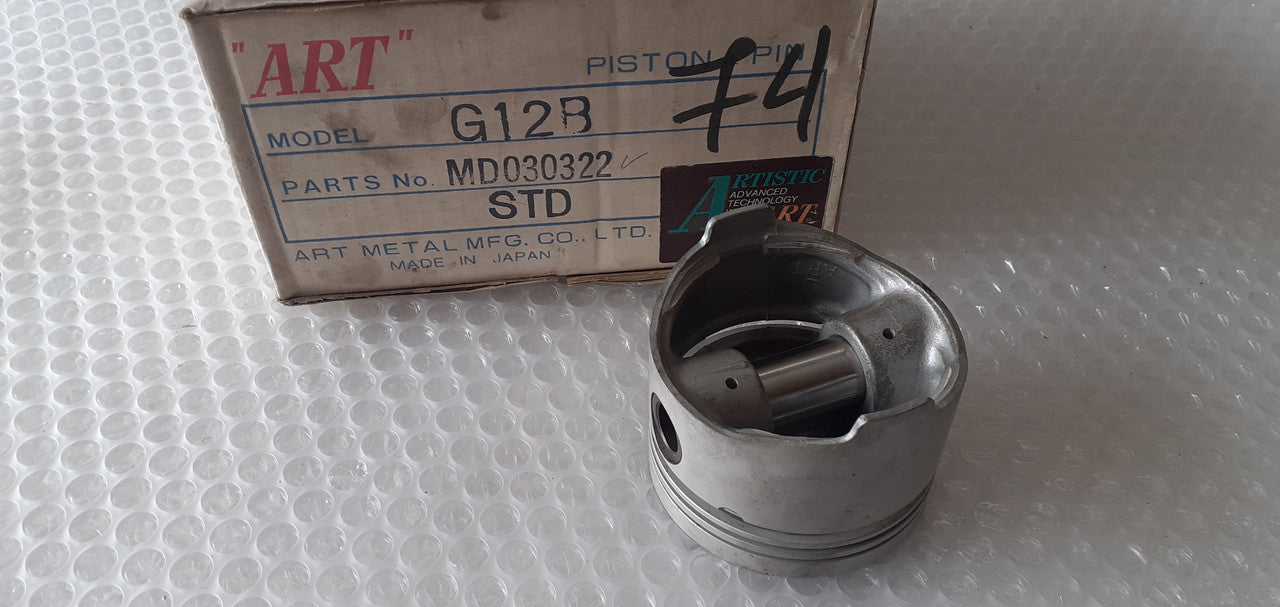 4x Piston fits Mitsubishi G12B engine 74mm Bore STD 1410cc MD030322 View Rear