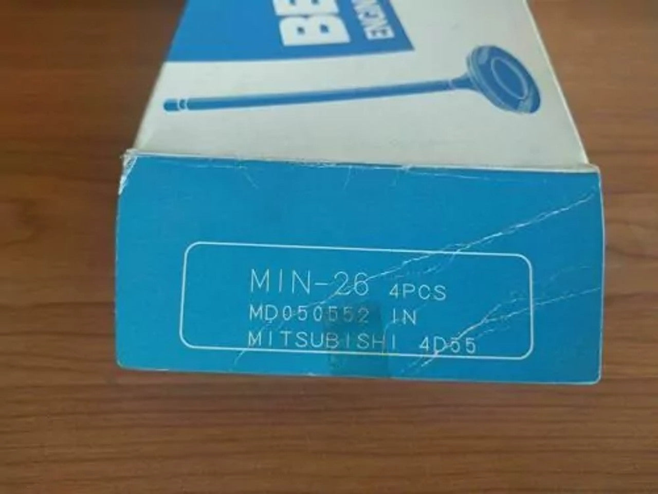 4x Intake Valves Inlet fits Mitsubishi Canter L200 L300 Pajero 4D55 engines MD050552 View Front