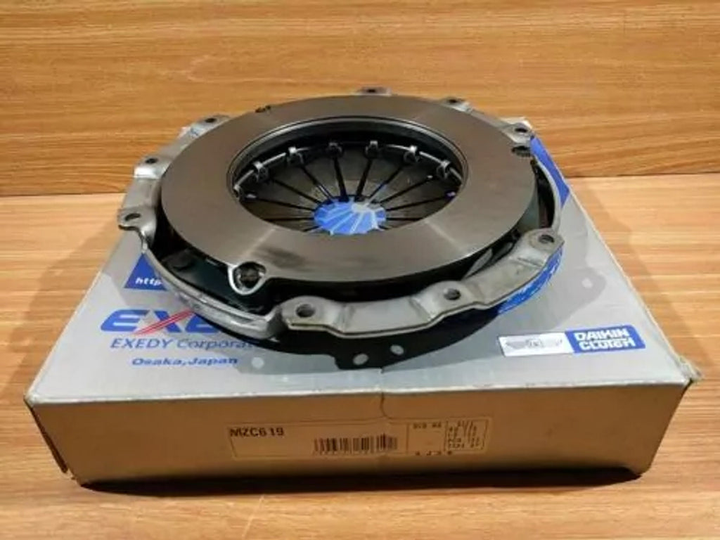 Clutch Pressure Plate fits Mazda 323 626 MPV MX6 Premacy FS FPDE engines MZC619 View Rear