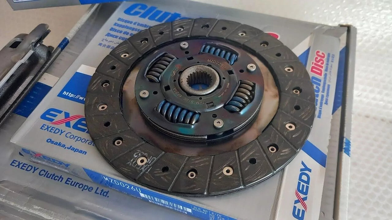 Clutch Kit fits Mazda MX3 AZ3 Eunos Presso ECPSA K8 V6 MZK2105 View Right