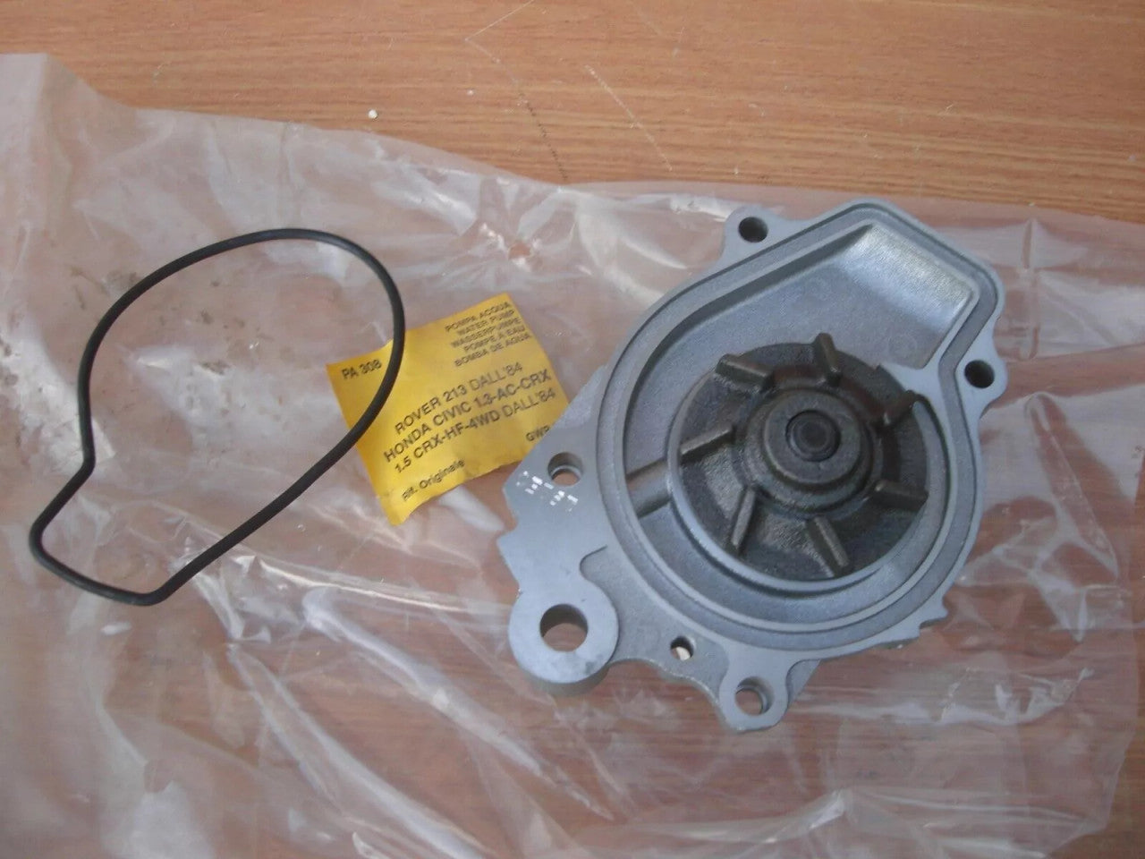 Water Pump fits Honda Civic CRX Rover 200 EW2 D12B1 D13B2 EV2 PA0308 View Rear