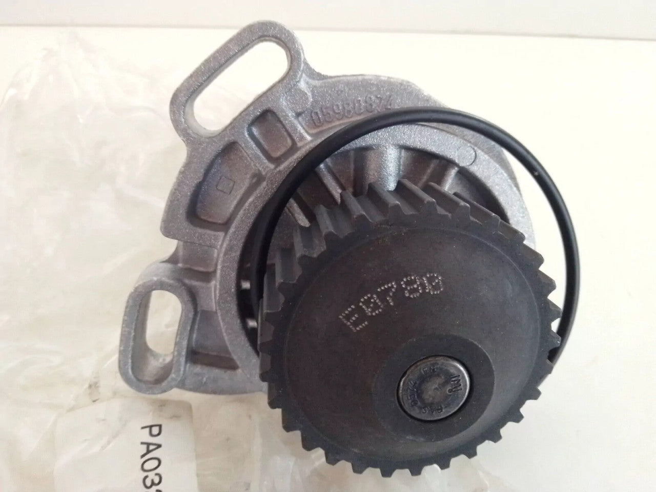 Water Pump fits Audi 90 100 200 Coupe Quattro PA0325 View Rear