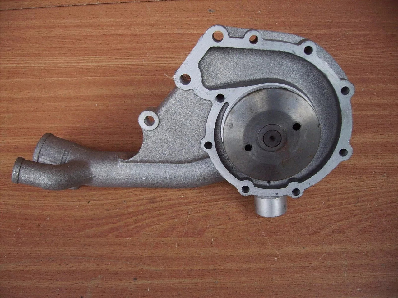 Water Pump fits Mercedes Bens 124 190 W201 Daewoo Musso Korando OM102 PA143 View Right