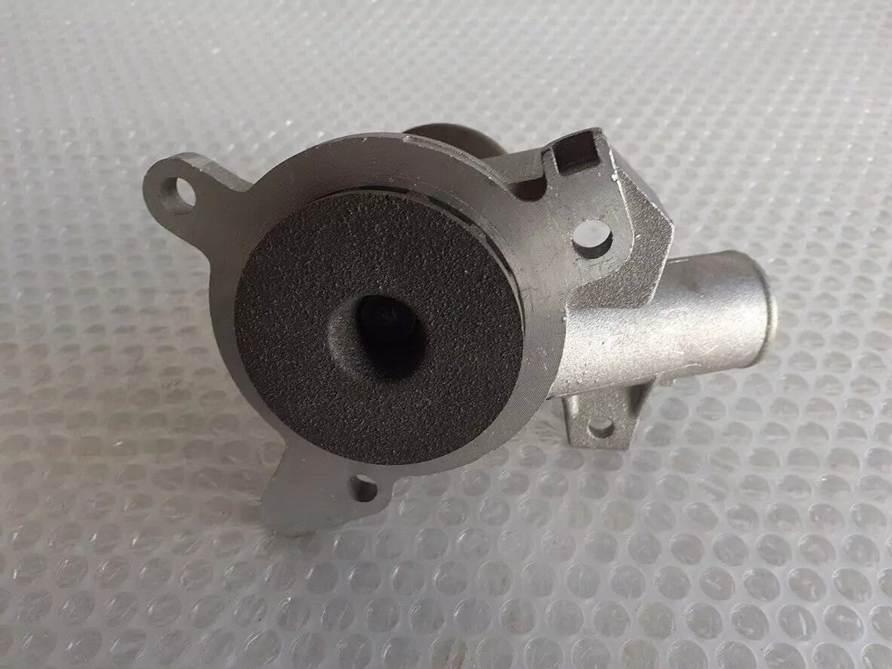 Water Pump fits BMW E28 E30 E34 Z1 M20 S14 engines PA212 View Right