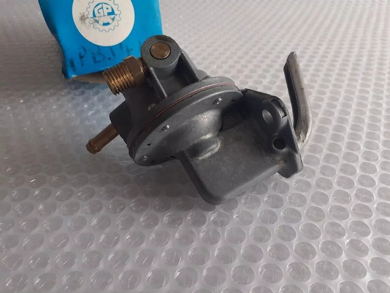 Fuel Pump fits Toyota Corolla 8/1972-7/1974 Carina 8/1972-8/1973 1600 2TC PBJ422 View Front