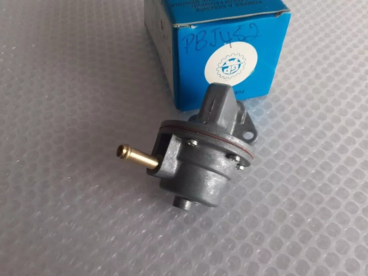 Fuel Pump fits Daihatsu Charade Hijet AB10 AB20 PBJ452 View Right