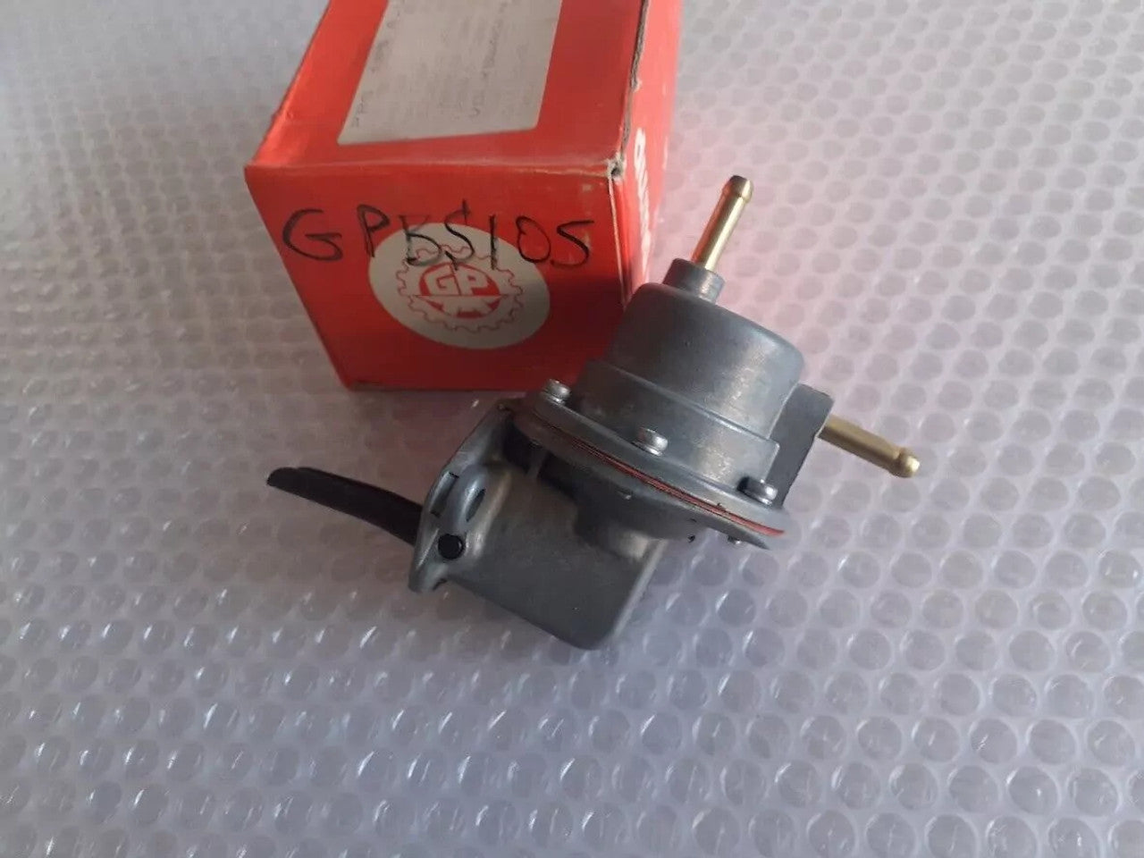 Fuel Pump fits Audi 80 100 Coupe Volkswagen Passat Golf 1 Jetta PBS105 View Left