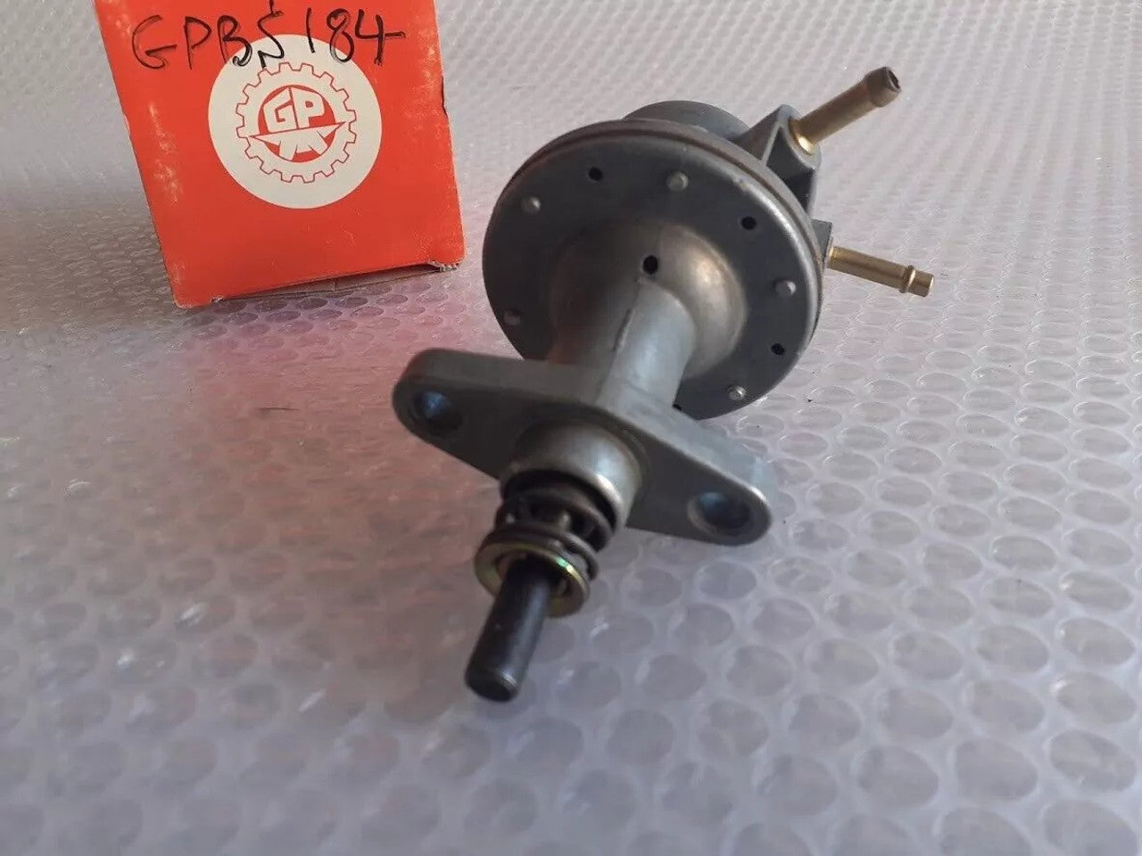 Fuel Pump fits Renault R12 R15 R16 R20 PBS184 View Right