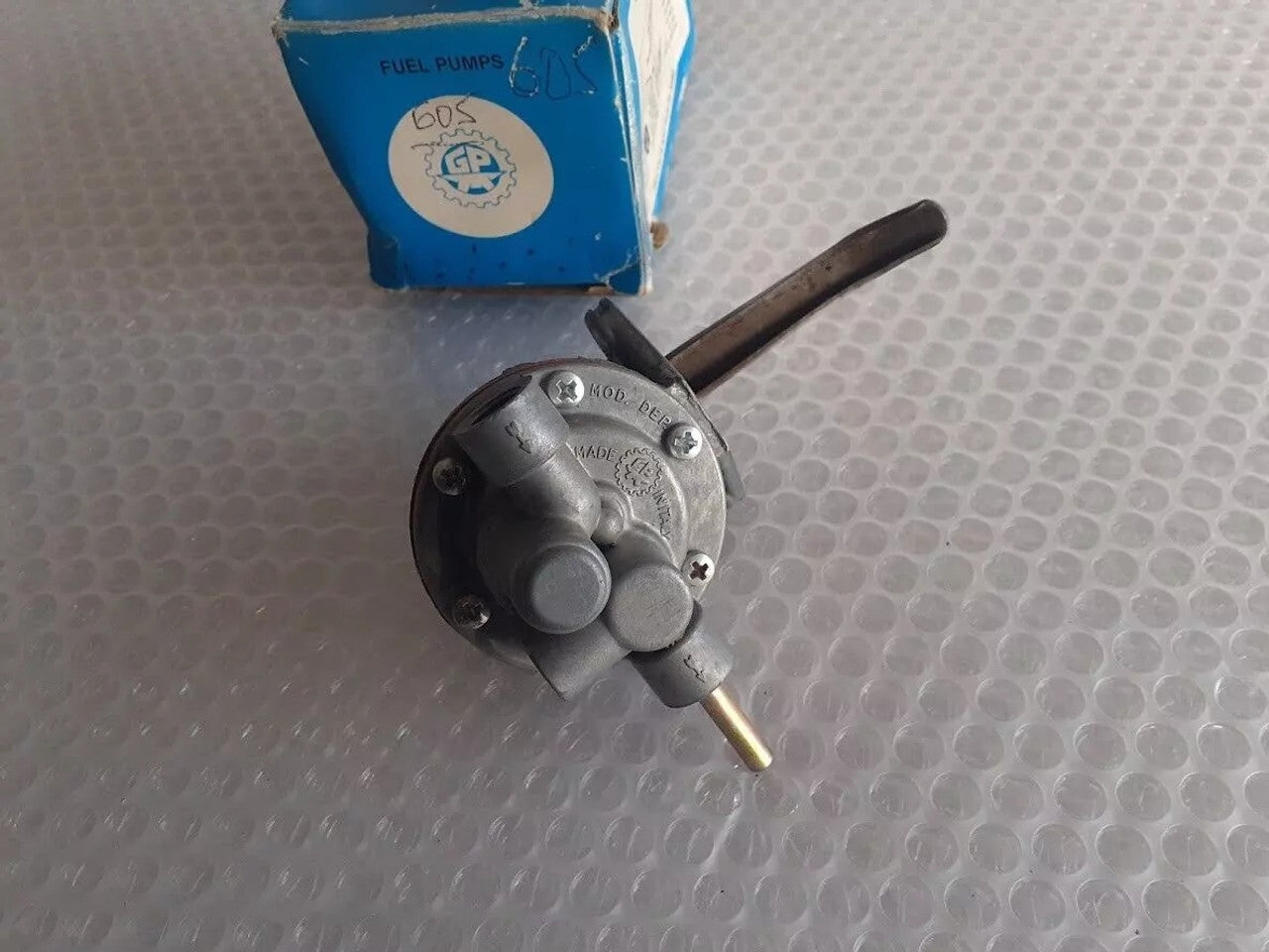 Fuel Pump fits Hillman Avenger 1250 1500 TC Hunter Paykaan PBS605 View Front