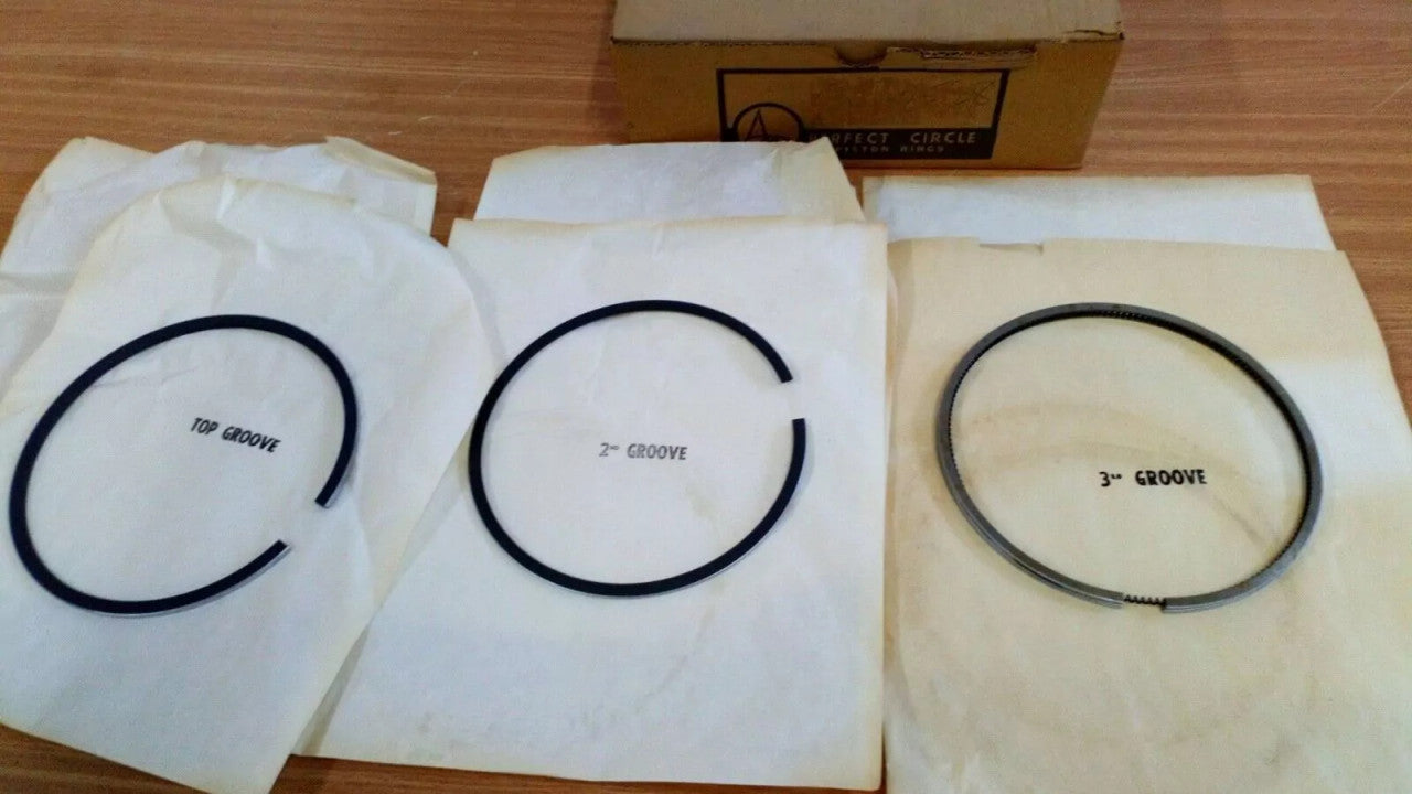 2 Cylinder Piston Rings Set fits Caterpillar D353 G353 F379 D398 G379 G398 PC40538 View Front