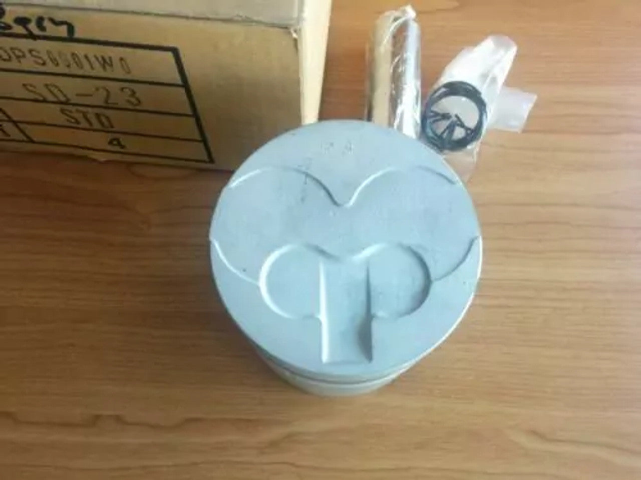 4x Pistons & Rings fits Nissan Datsun Pickup D21 720 SD23 Engine 89mm Bore STD PSD23/STD View Right