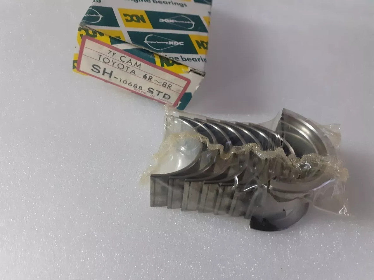 Camshaft Bearing Set fits Toyota 6R 7R 8R 10R 16R 18R SH1068 View Front