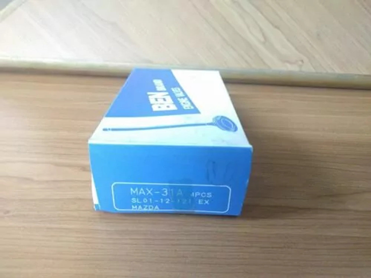 4x Exhaust Valves fits Mazda Titan T2500 T2600 T3000 T3500 engine SL SL01-12-121 View Front