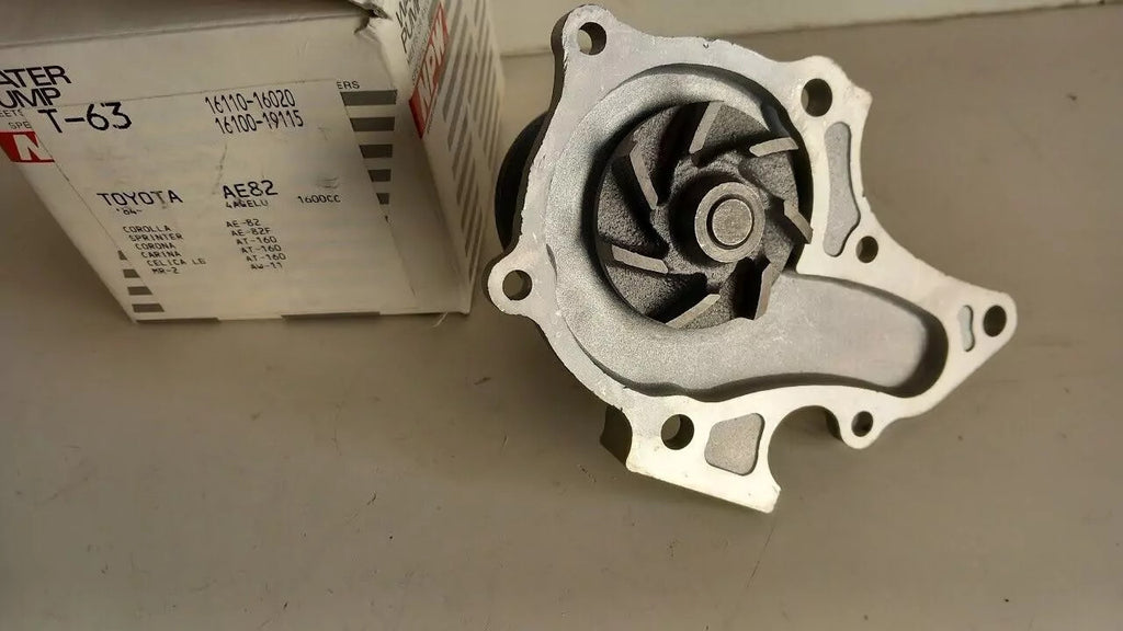 Water Pump fits Toyota Corolla Celica MR2 4AGE 4AGZE T-63 View Rear